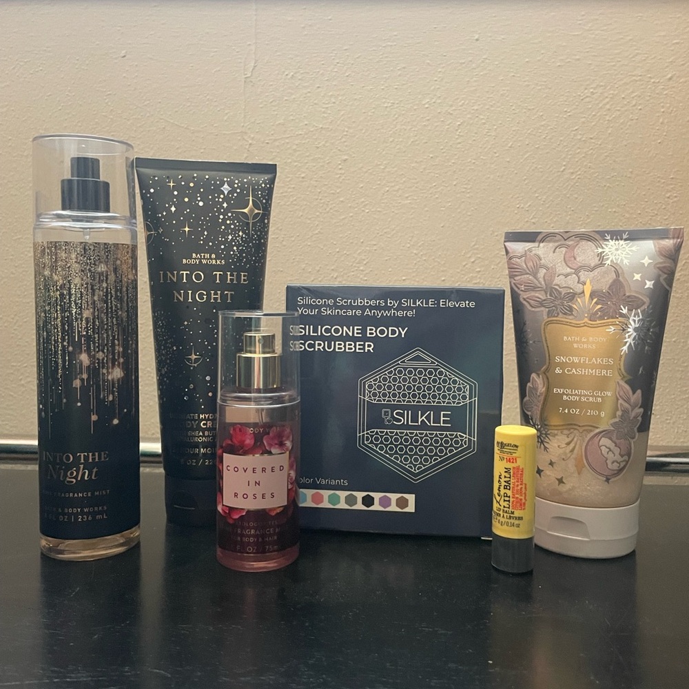 Bath & Body Works Mixed Bath & Body Set - Black, Gold, Pink, Purple, Yellow